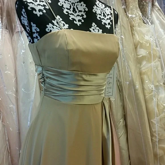 Short Light Gold Dress - Picture 1 of 2